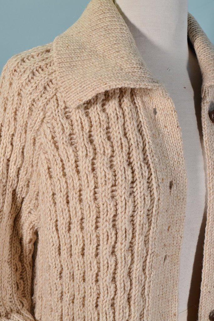 vintage handknit sweater details